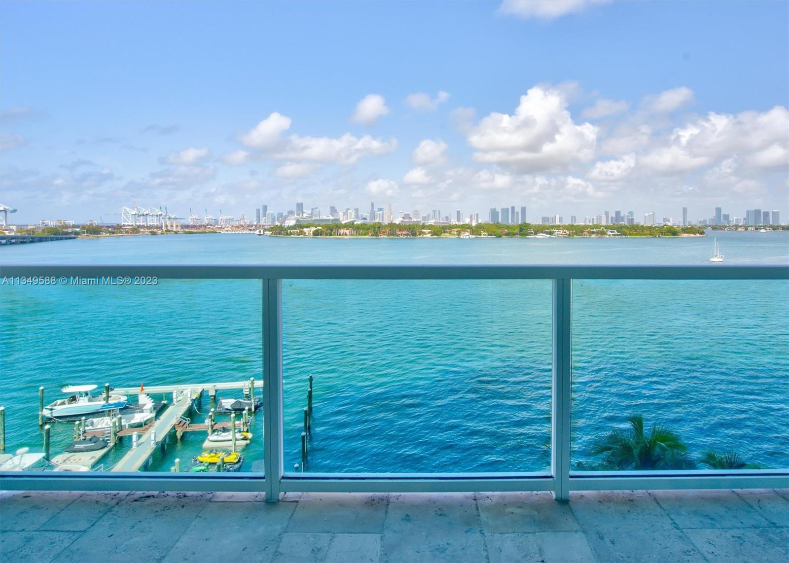 THE FLORIDIAN CONDO - Residential Lease