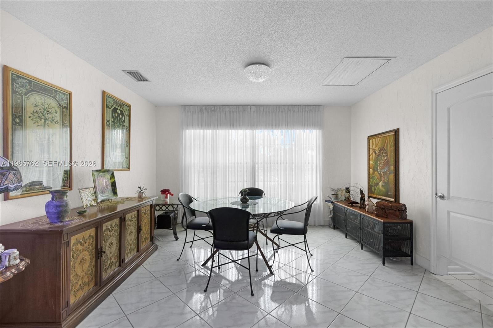 NOVA HILLS CONDOMINIUM 2 - Residential