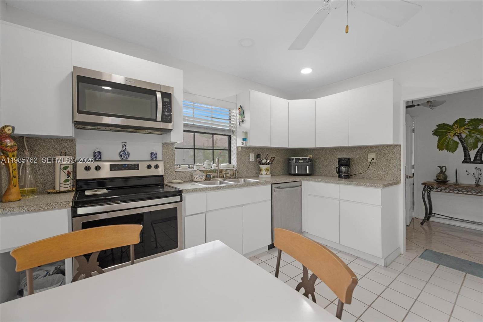 NOVA HILLS CONDOMINIUM 2 - Residential