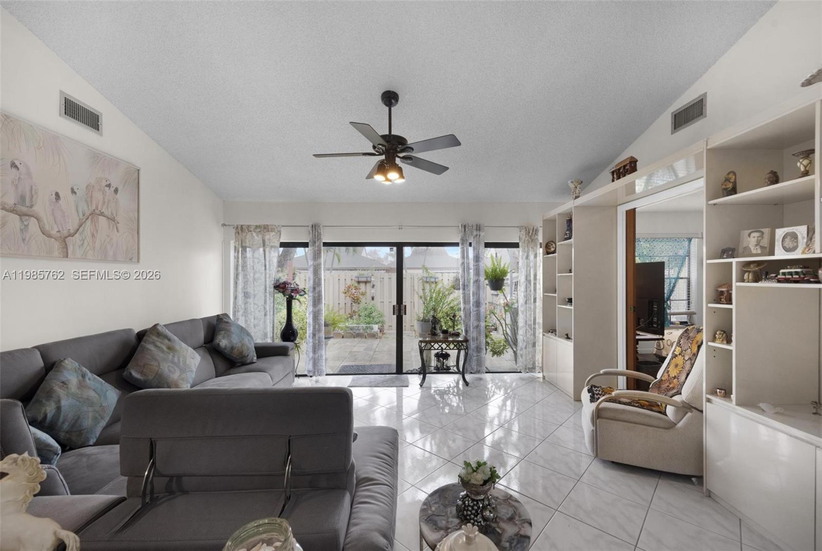 NOVA HILLS CONDOMINIUM 2 - Residential