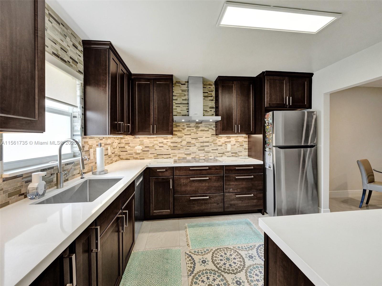 COVERED BRIDGE CONDO - Residential
