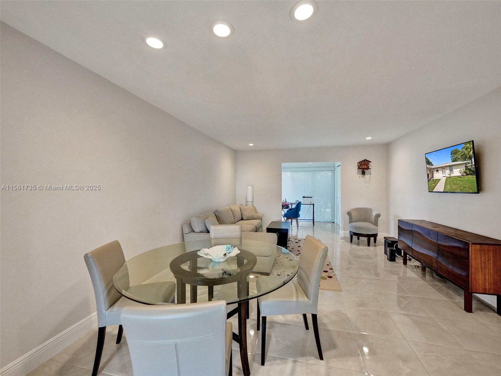 COVERED BRIDGE CONDO - Residential