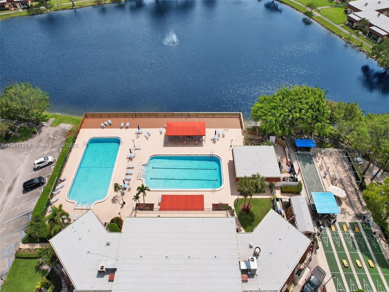 COVERED BRIDGE CONDO - Residential
