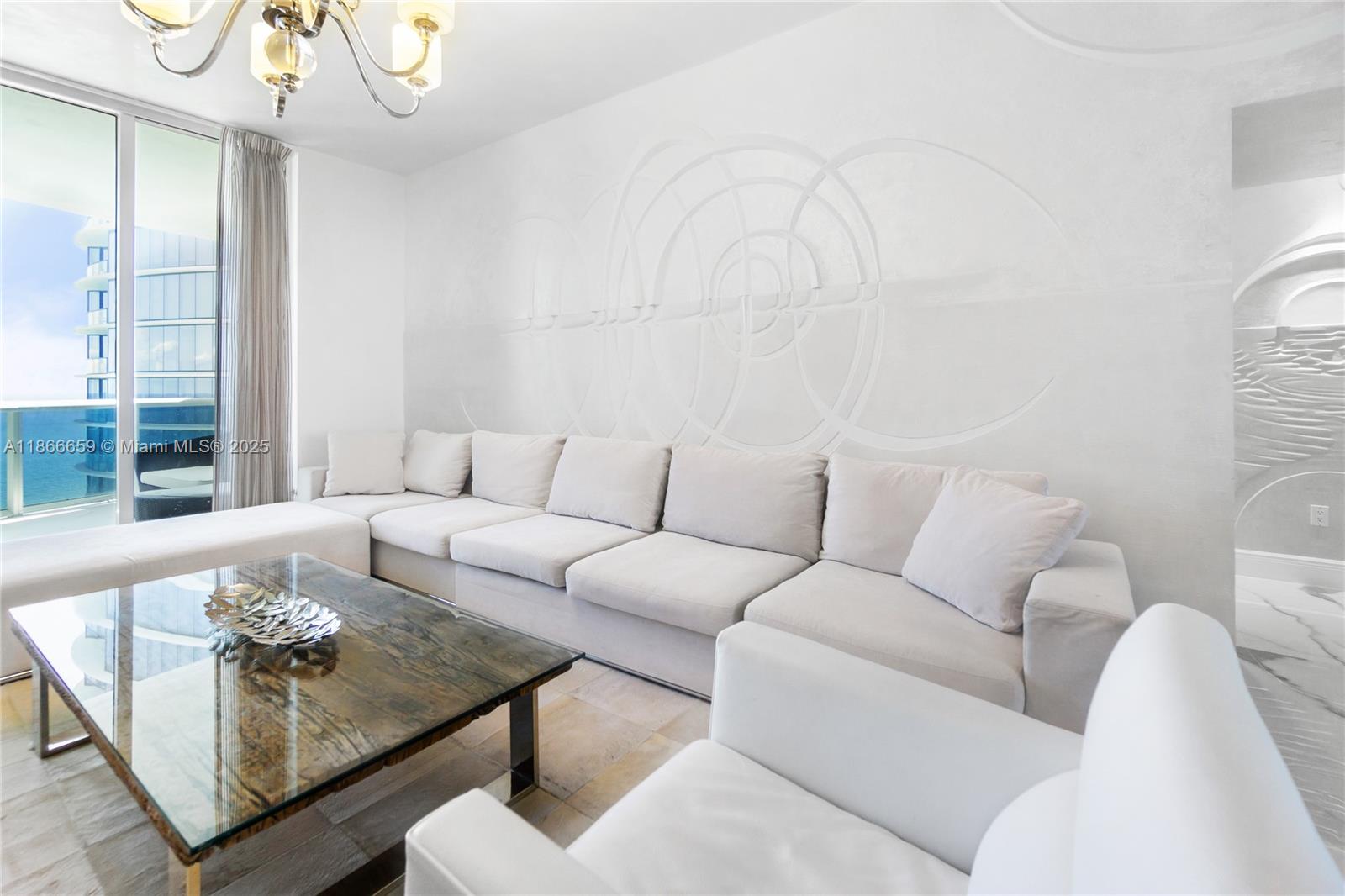 15811 Collins Ave 2606