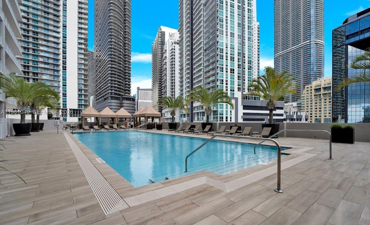 VUE AT BRICKELL CONDO - Residential