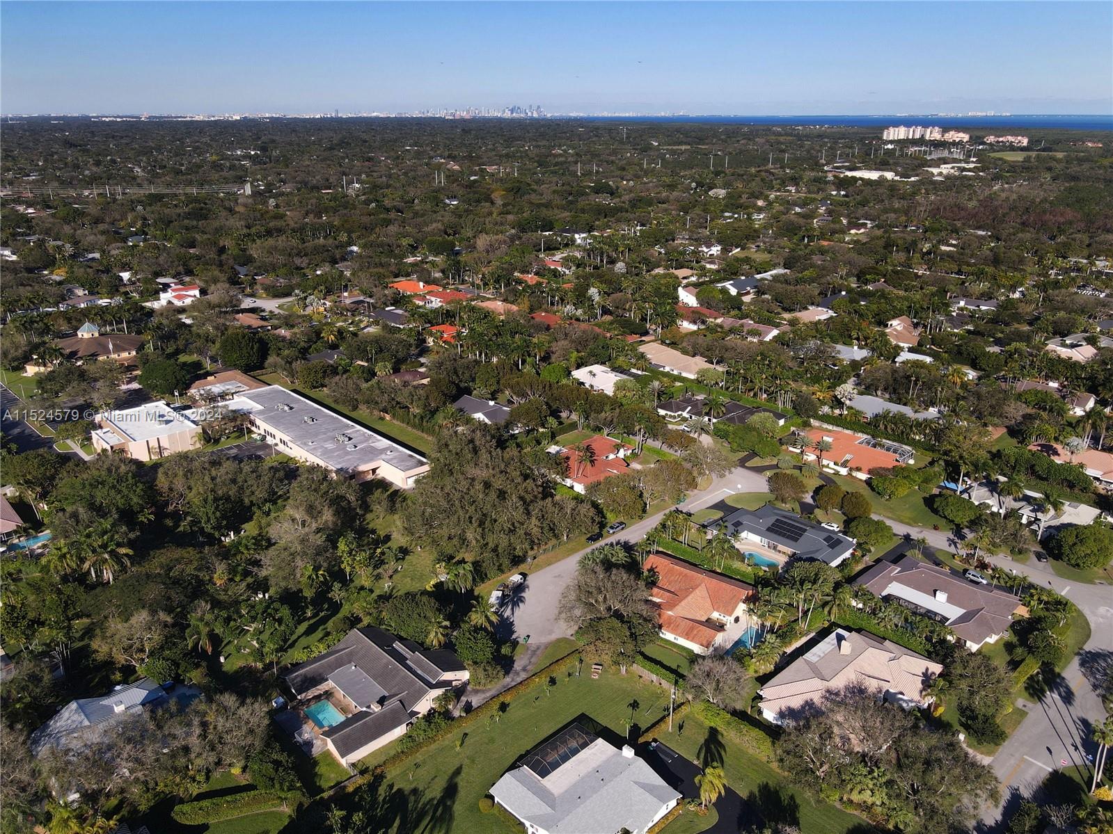 PINE BAY ESTATES SOUTH - Residential