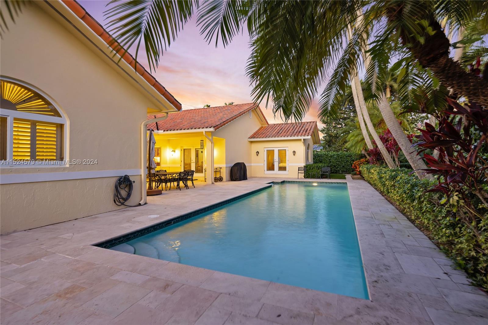 PINE BAY ESTATES SOUTH - Residential