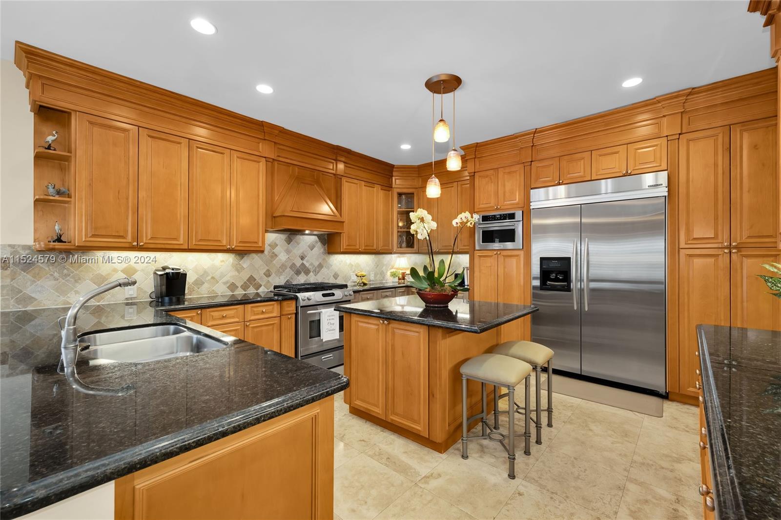 PINE BAY ESTATES SOUTH - Residential