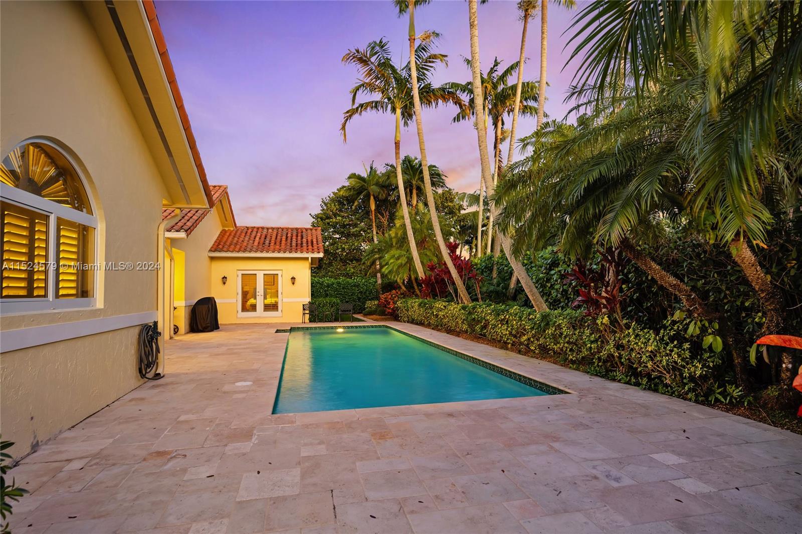 PINE BAY ESTATES SOUTH - Residential