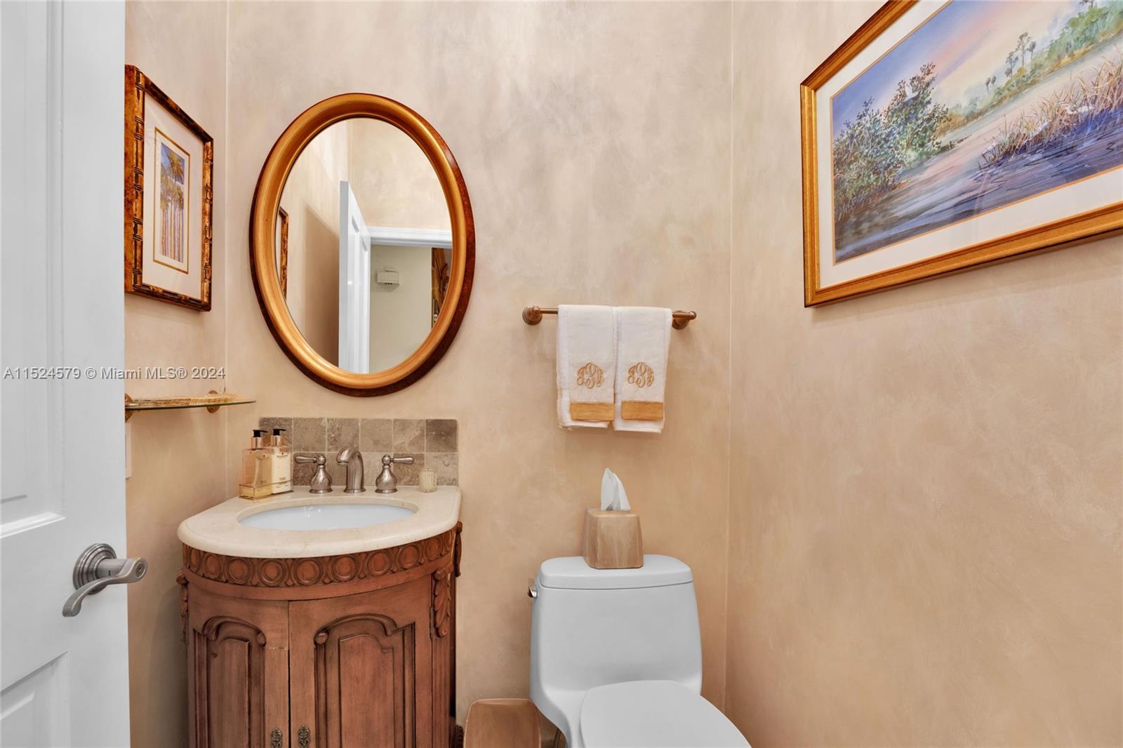 PINE BAY ESTATES SOUTH - Residential