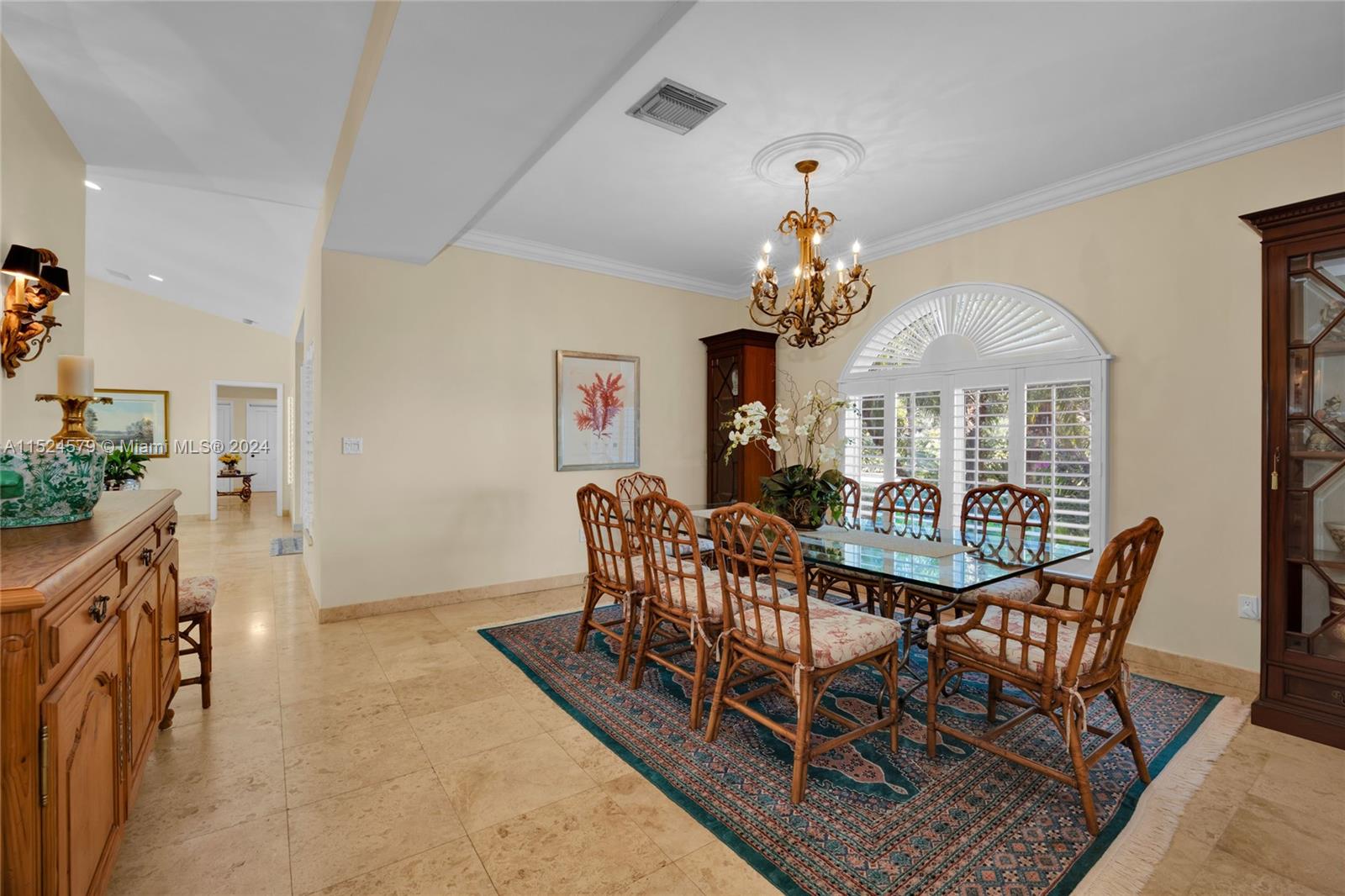 PINE BAY ESTATES SOUTH - Residential