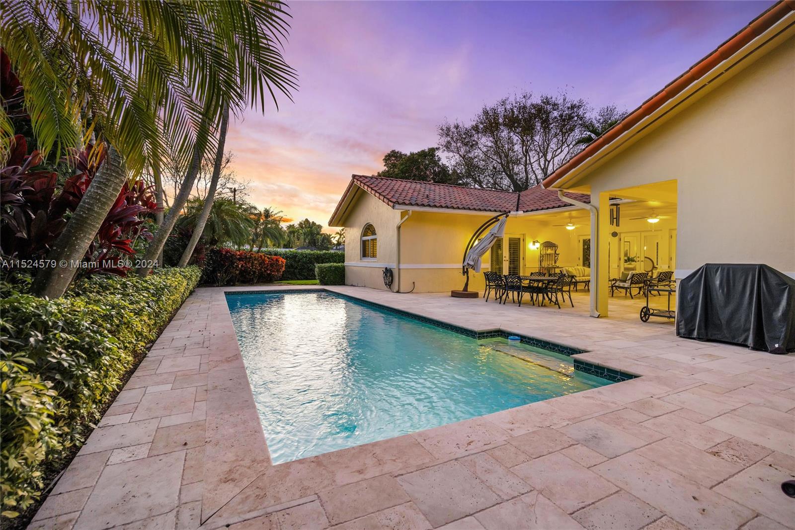 PINE BAY ESTATES SOUTH - Residential