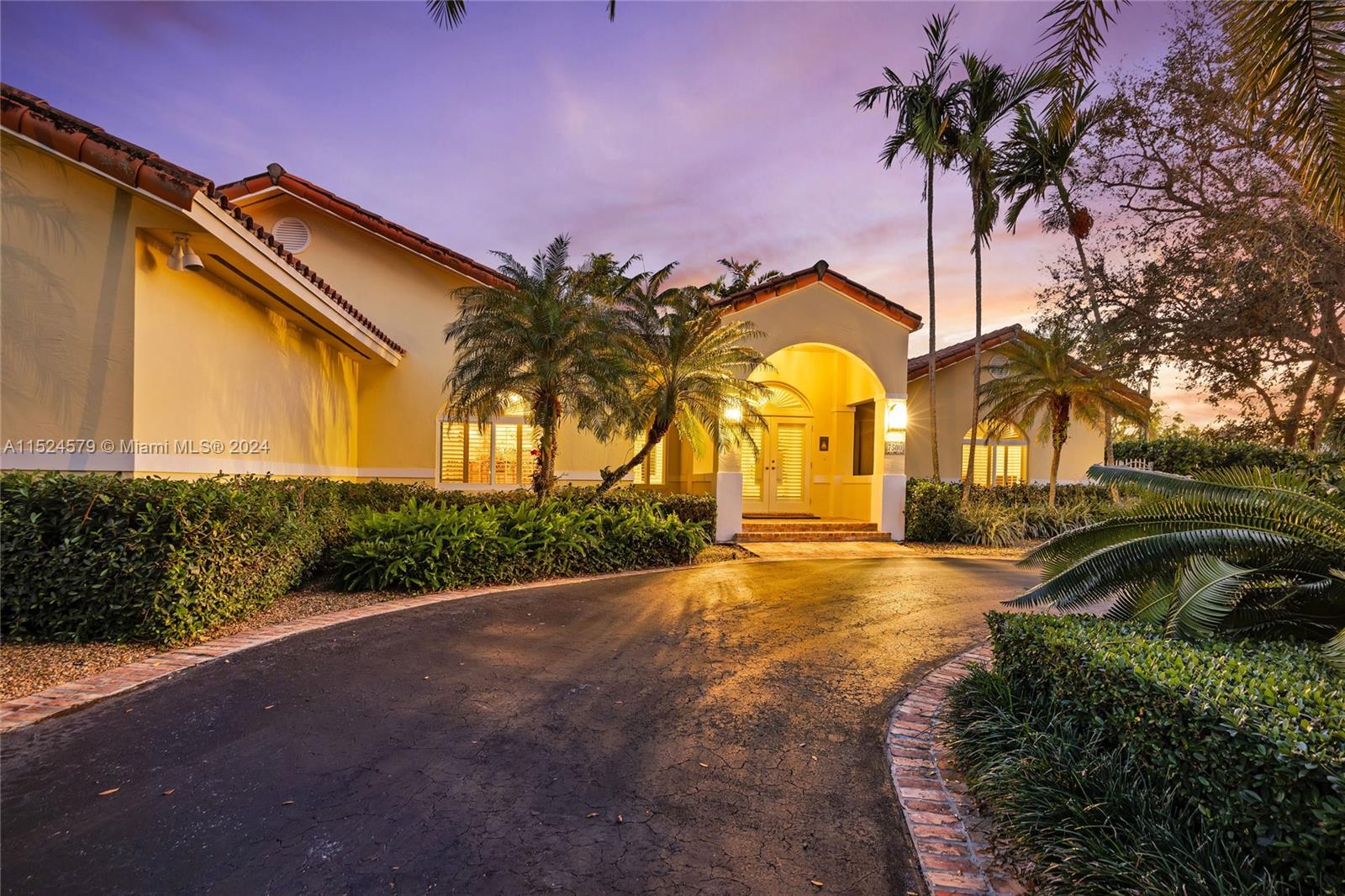 PINE BAY ESTATES SOUTH - Residential