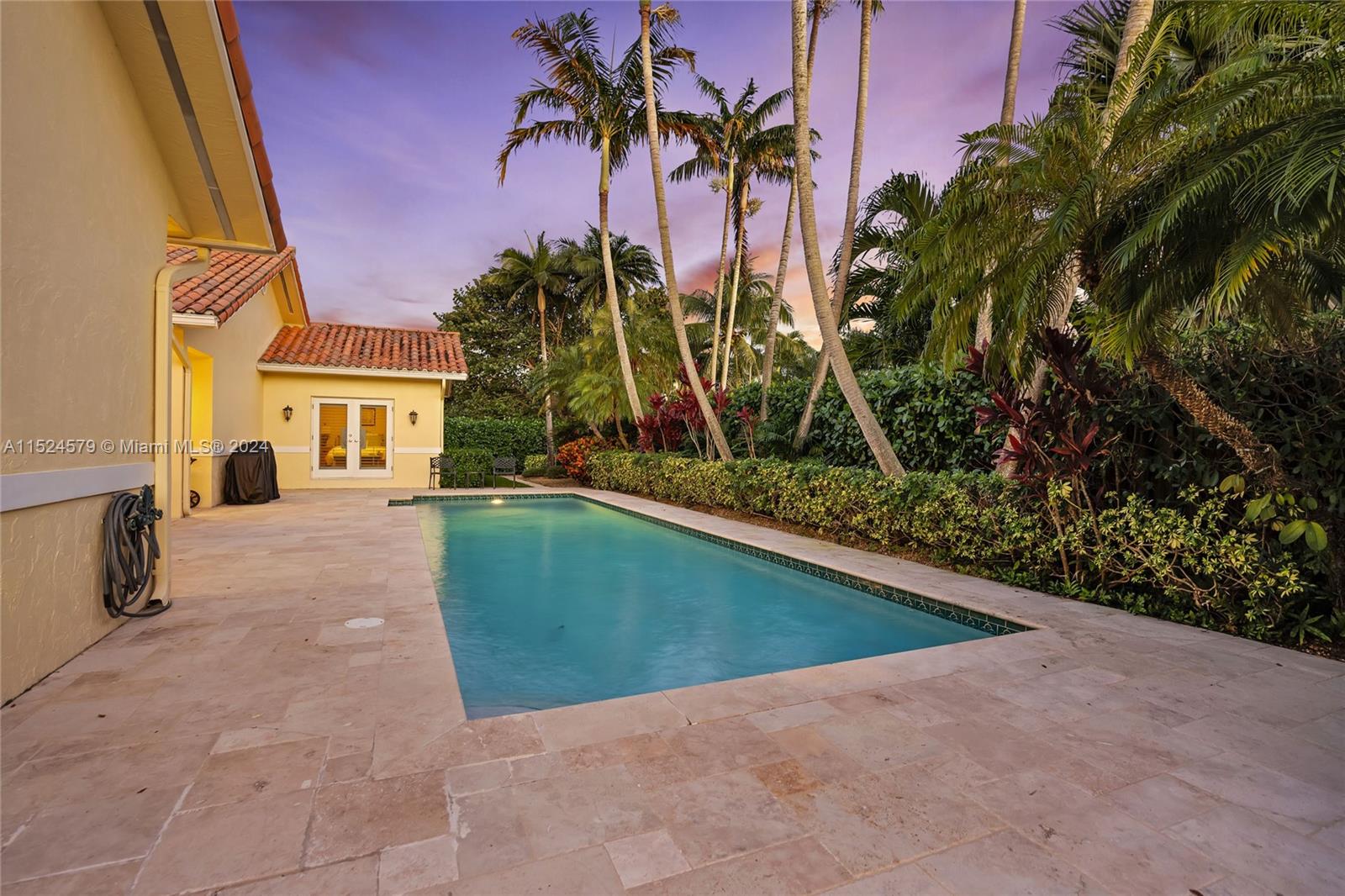 PINE BAY ESTATES SOUTH - Residential