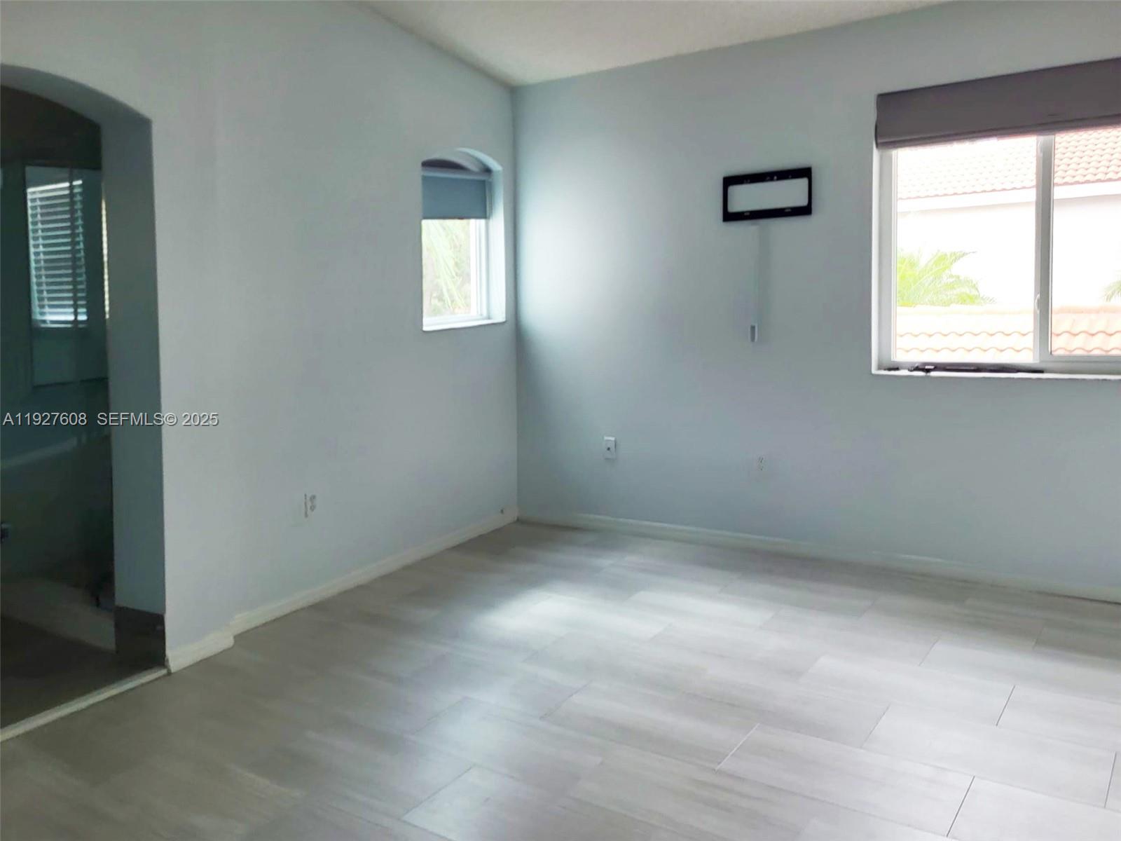 WEST LAKE VILLAGE PLAT - Residential Lease