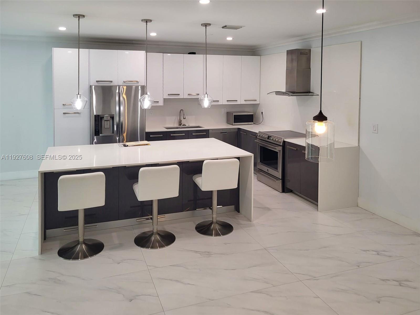 1125 Cliffrose St 1125