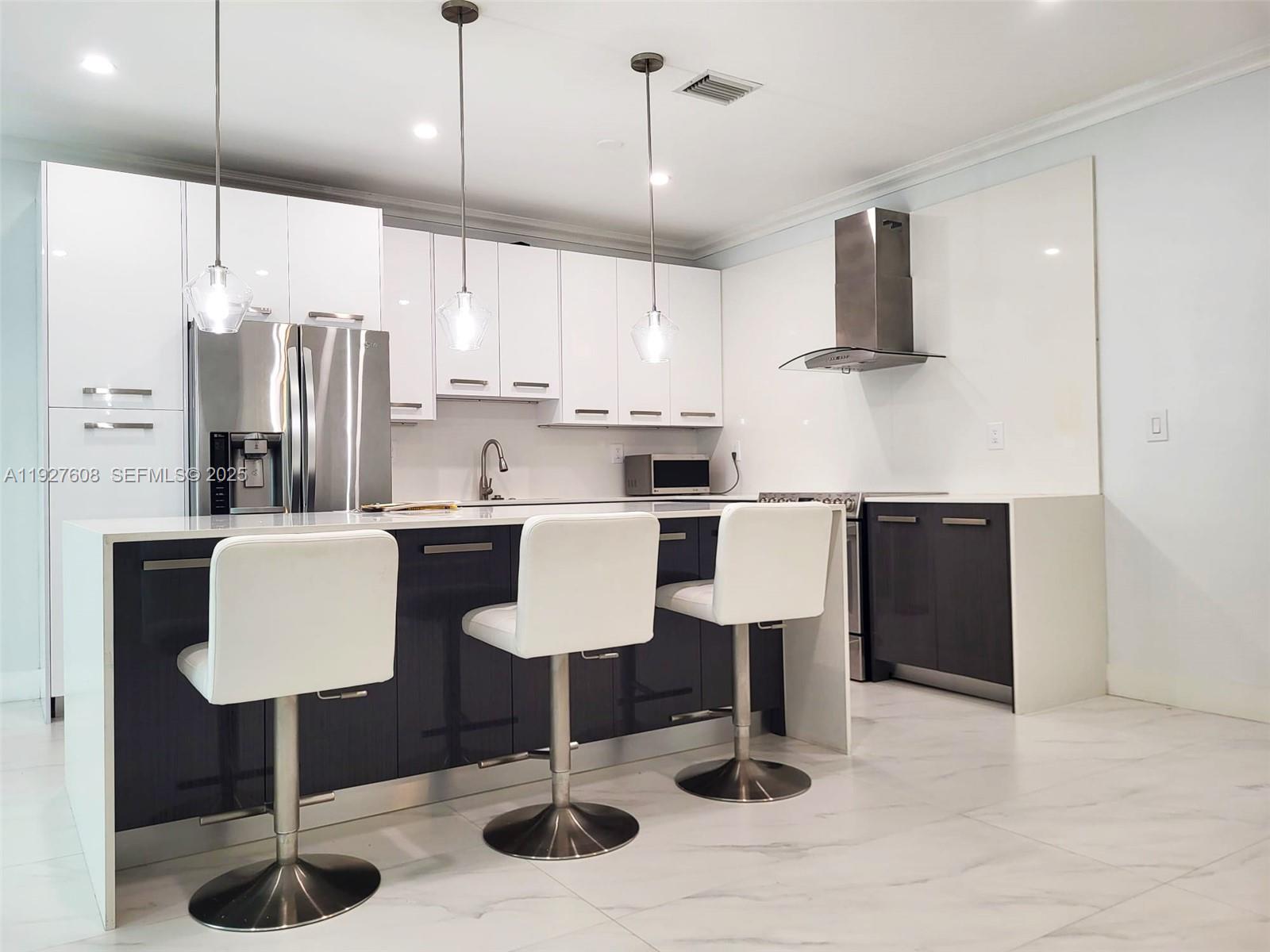 1125 Cliffrose St 1125