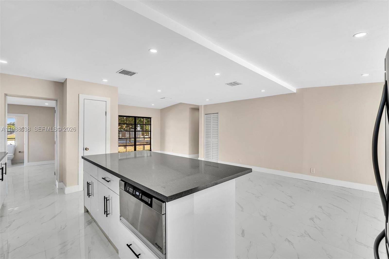 SHERWOOD FOREST - Residential Lease