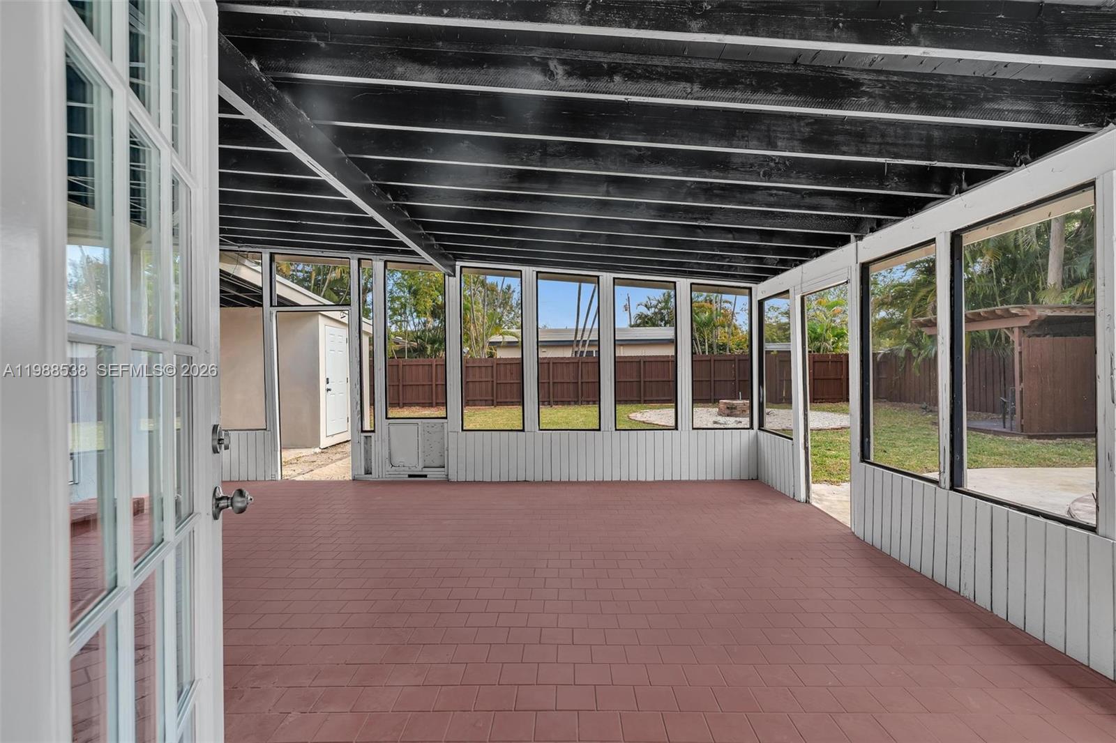 SHERWOOD FOREST - Residential Lease