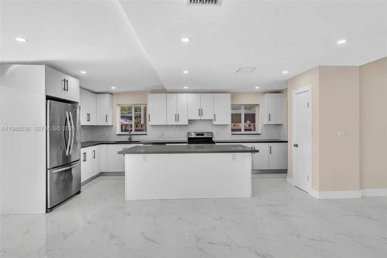 SHERWOOD FOREST - Residential Lease