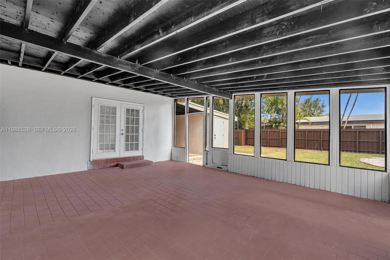 SHERWOOD FOREST - Residential Lease