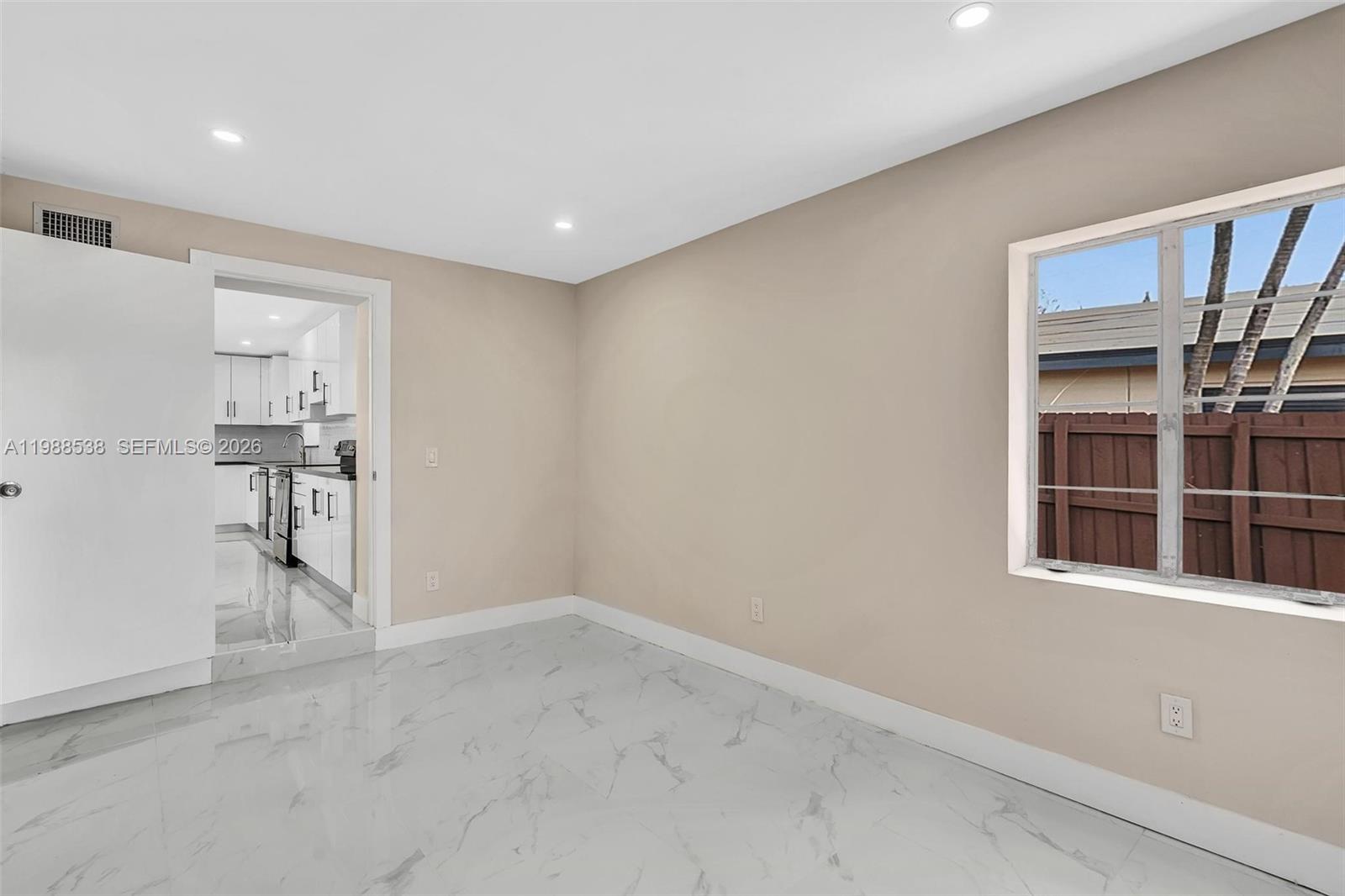 SHERWOOD FOREST - Residential Lease