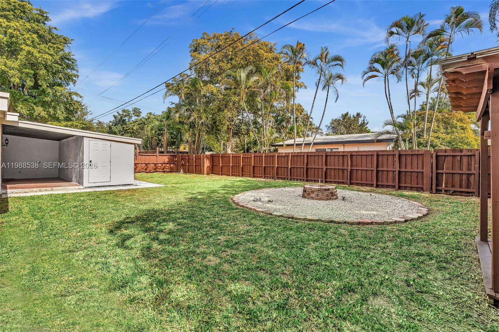 SHERWOOD FOREST - Residential Lease