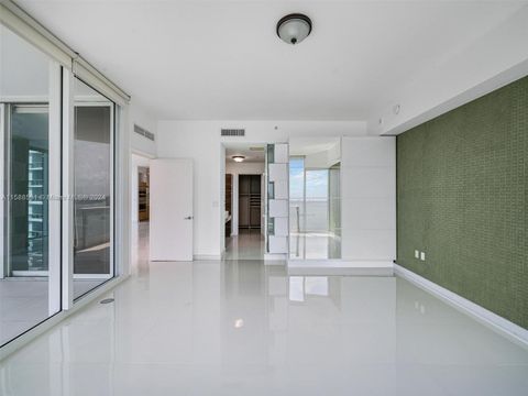 Condominium in Miami FL 2020 Bayshore Dr Dr 20.jpg