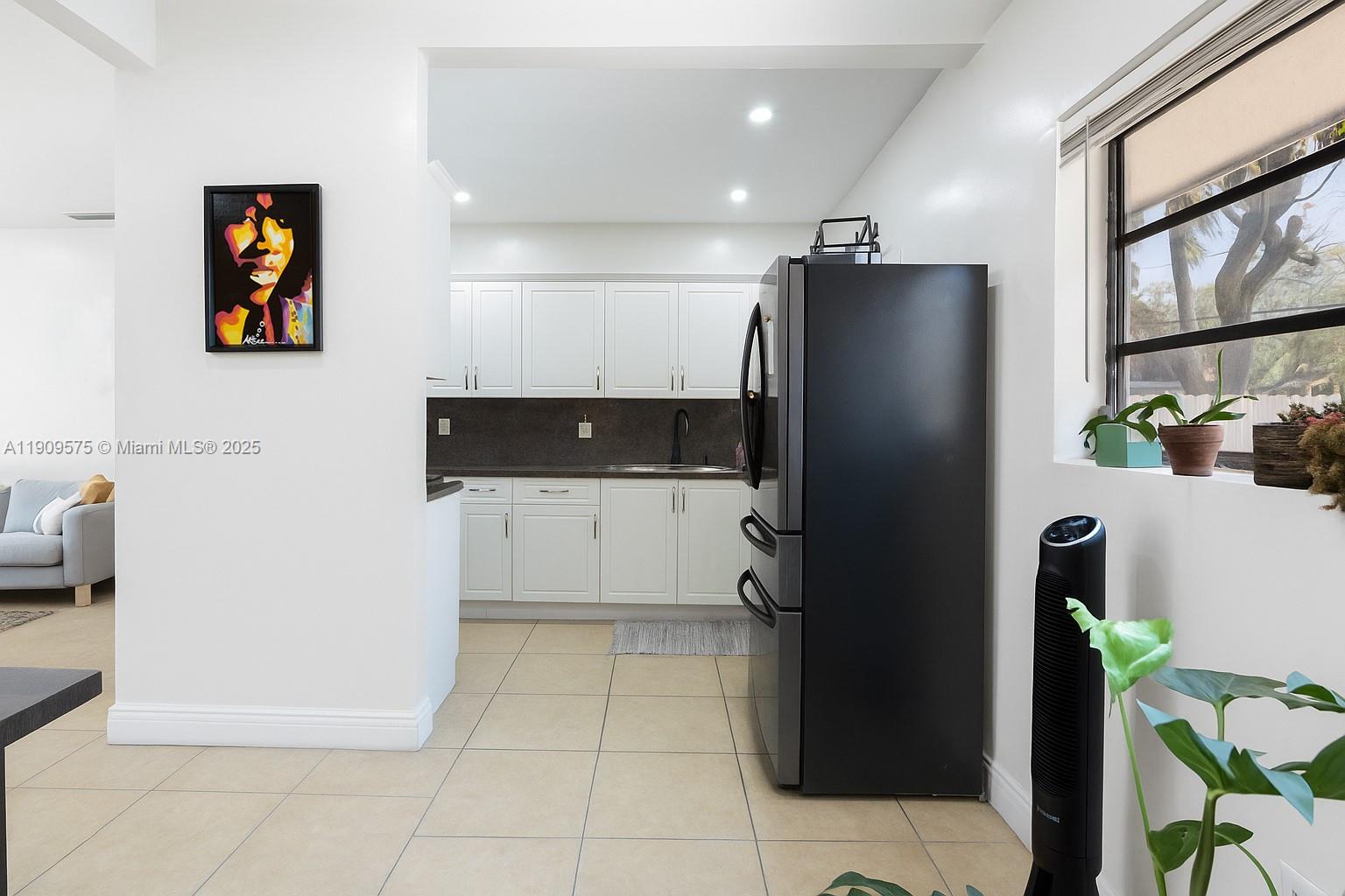 JUDY MANORS - Residential Lease