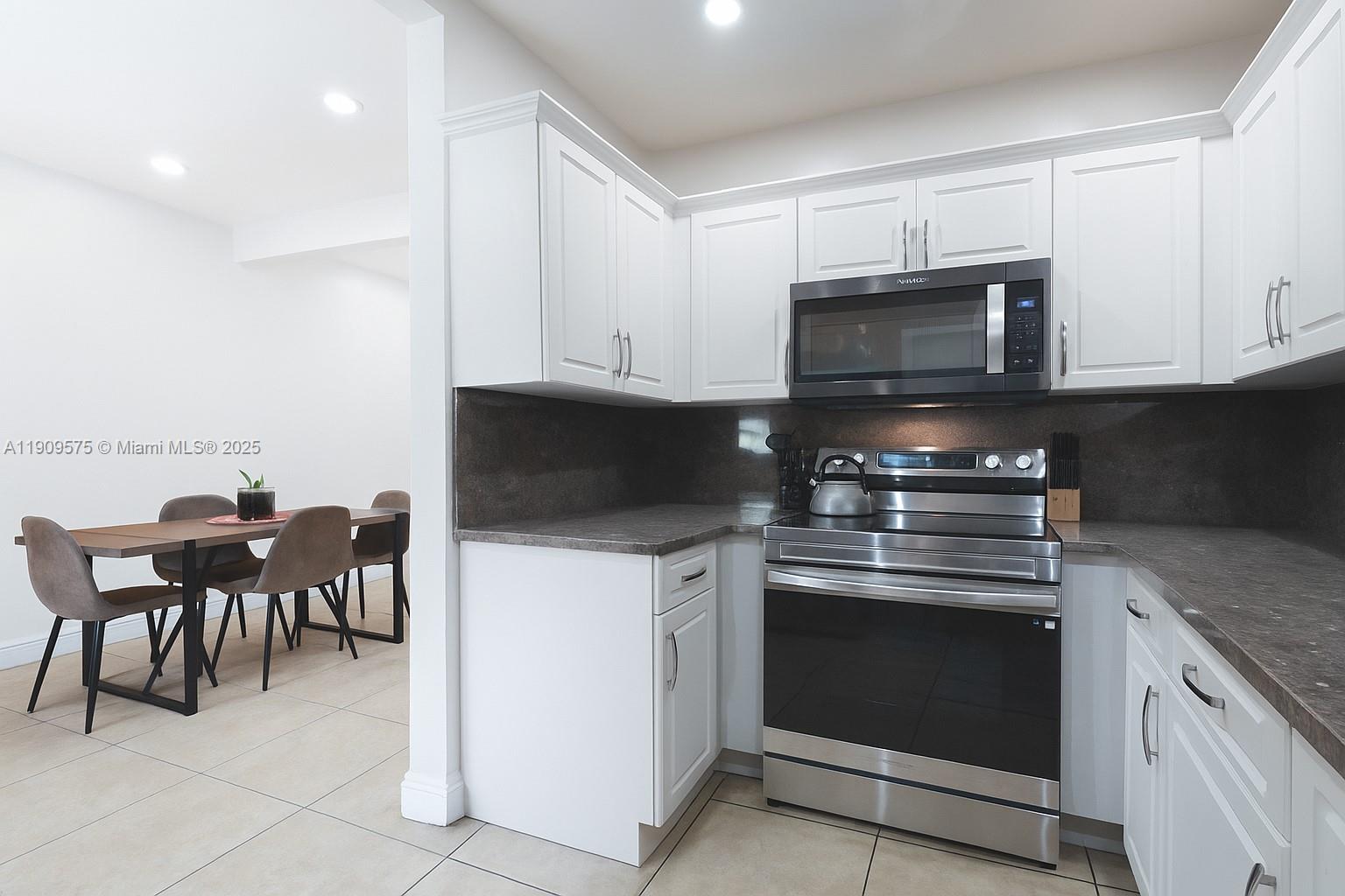 JUDY MANORS - Residential Lease