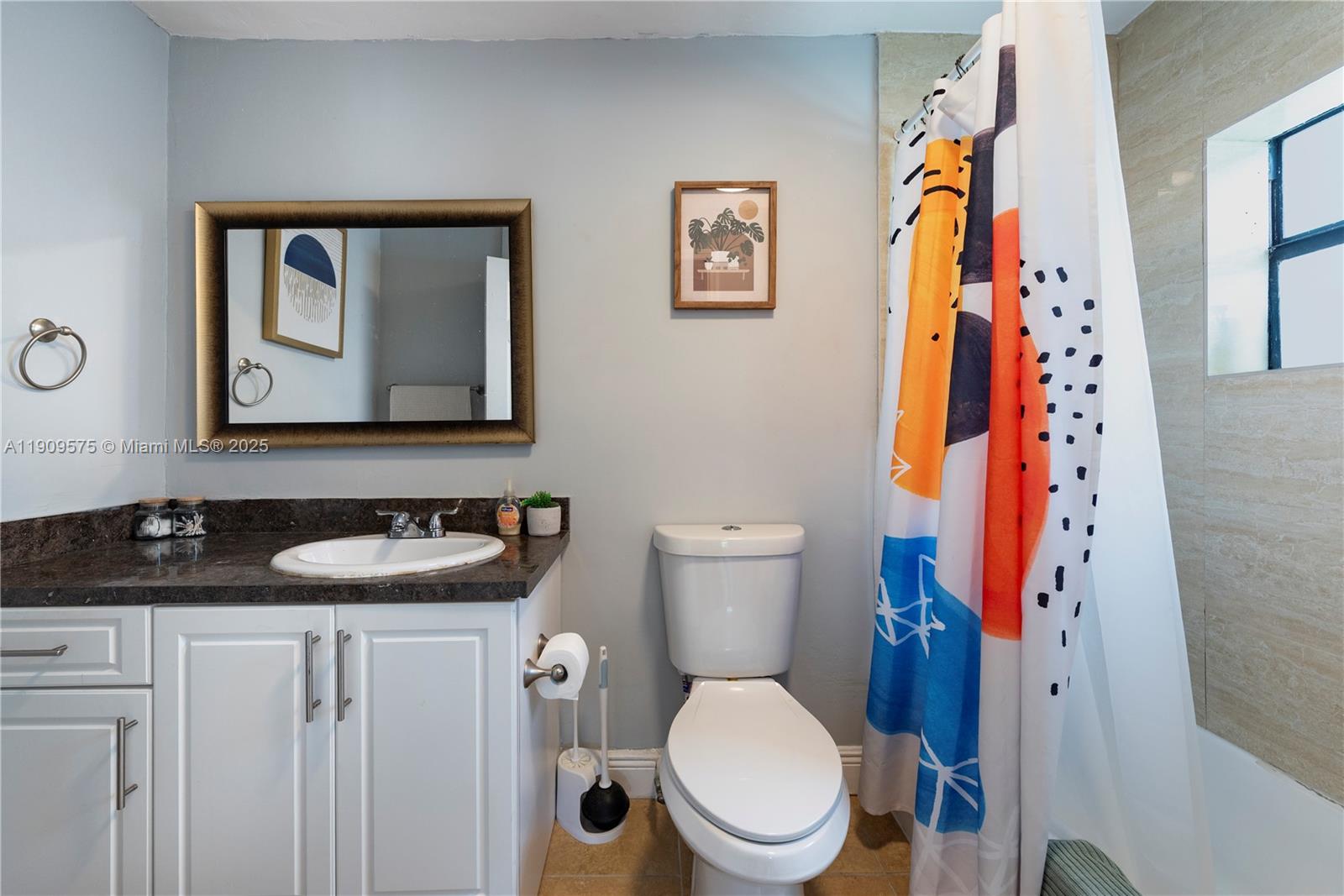 JUDY MANORS - Residential Lease