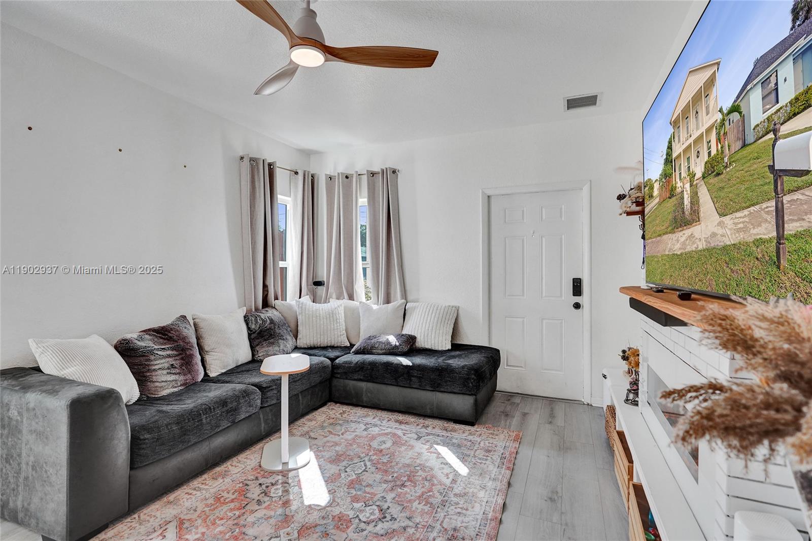 LAKE AVE ADD TO WPB - Residential