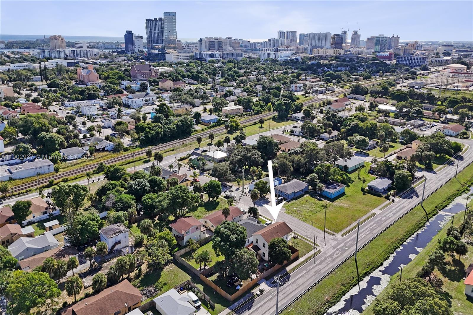 LAKE AVE ADD TO WPB - Residential