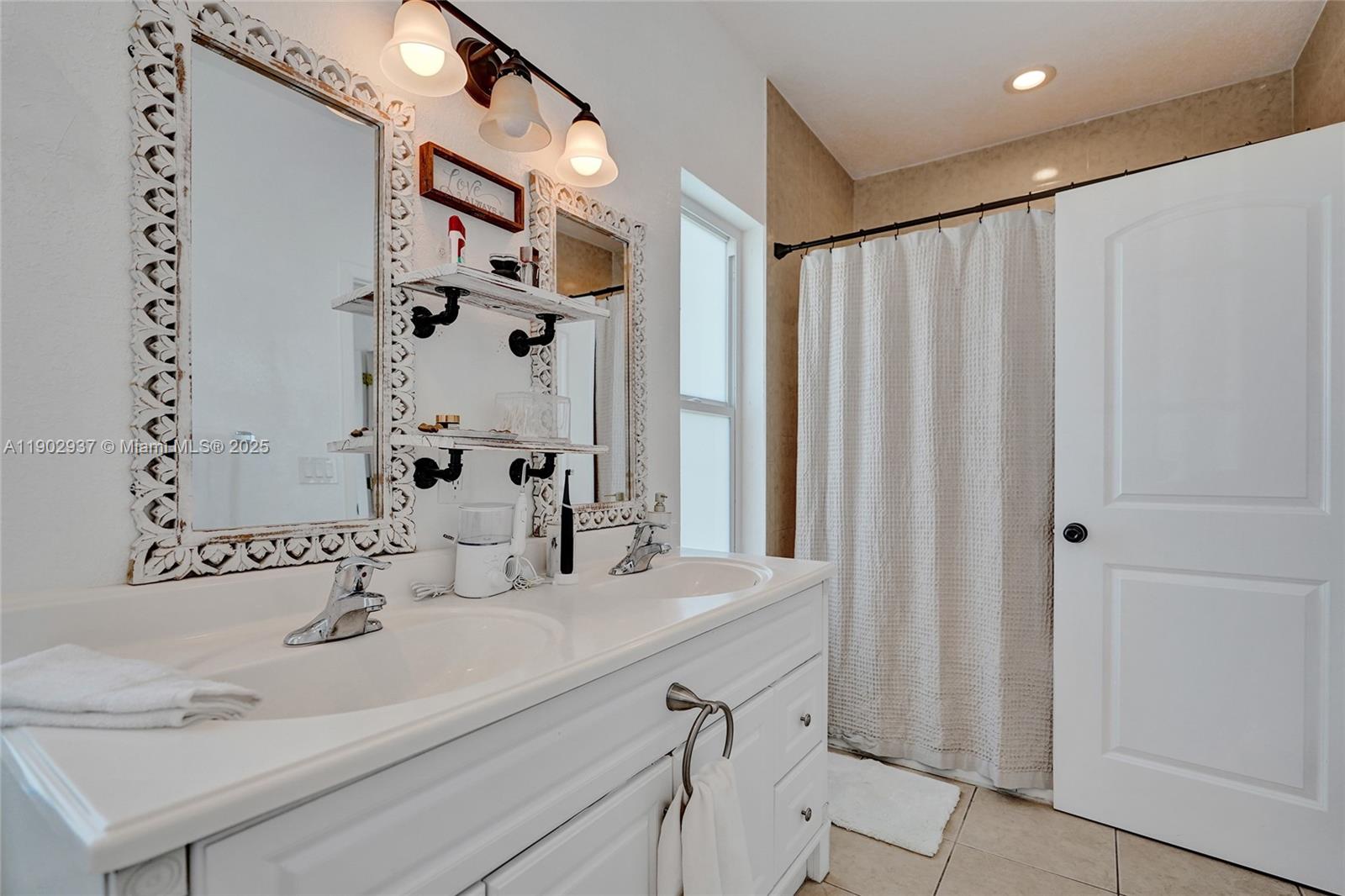 LAKE AVE ADD TO WPB - Residential