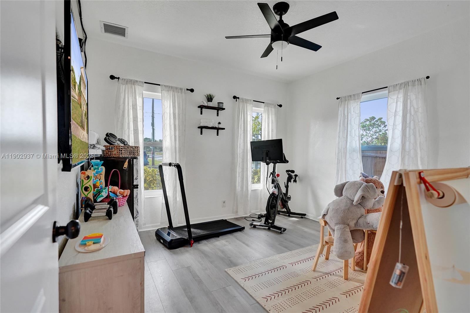 LAKE AVE ADD TO WPB - Residential