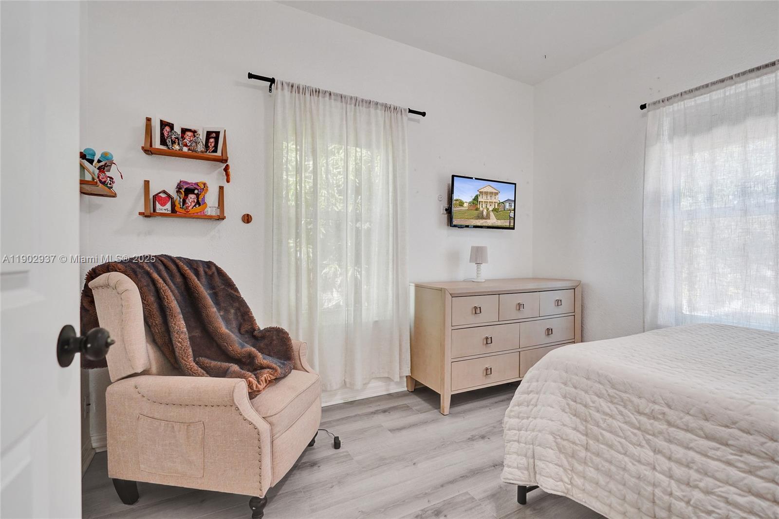 LAKE AVE ADD TO WPB - Residential