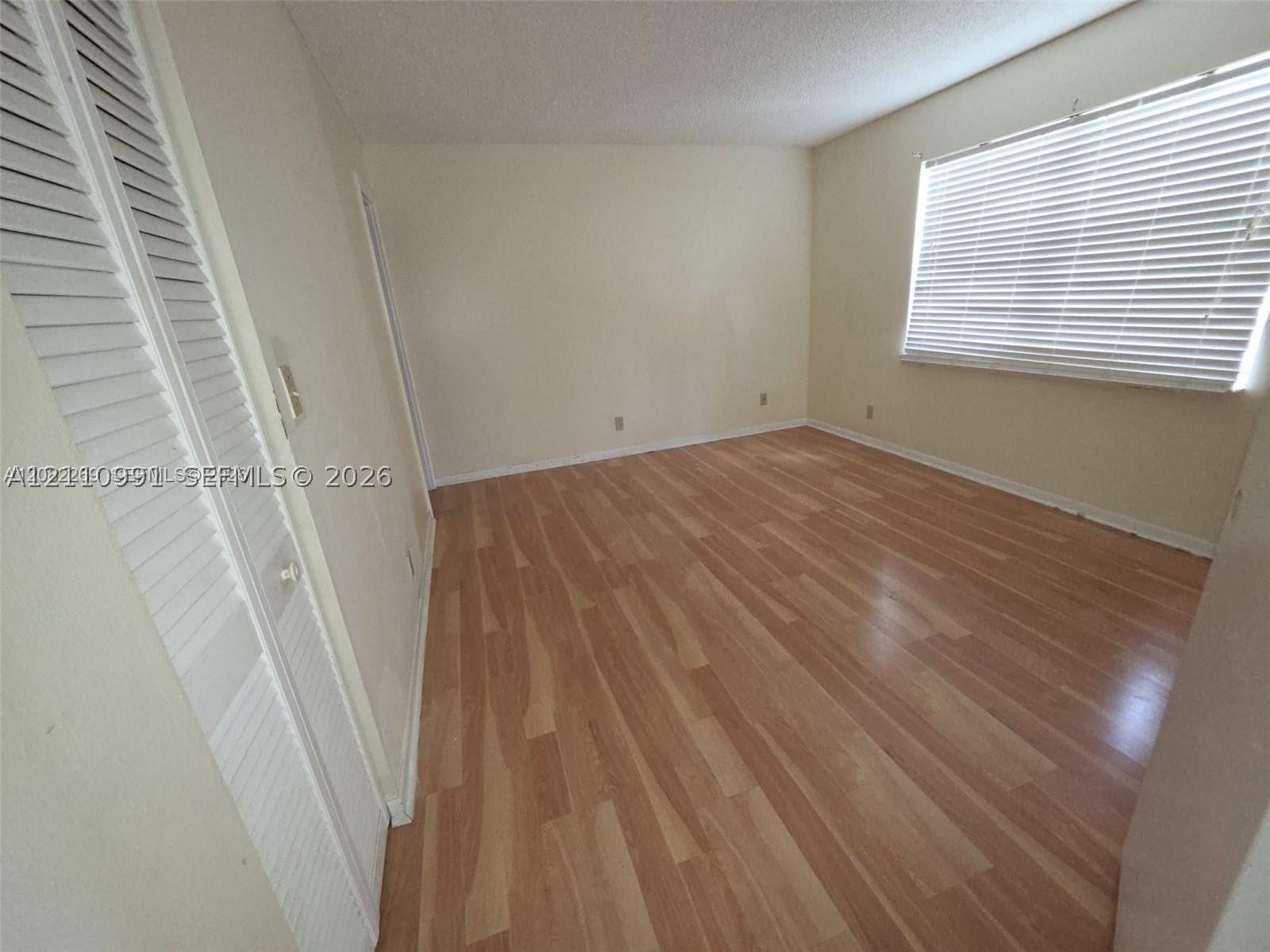 3360 Spanish Moss Ter 203