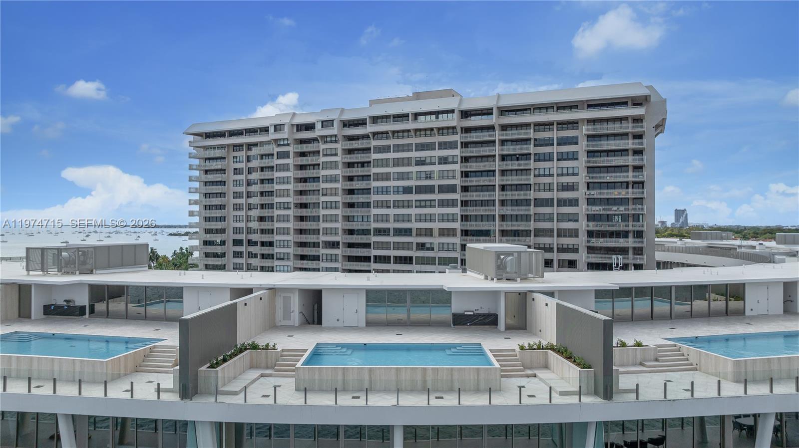 Vita Grove Isle - Residential