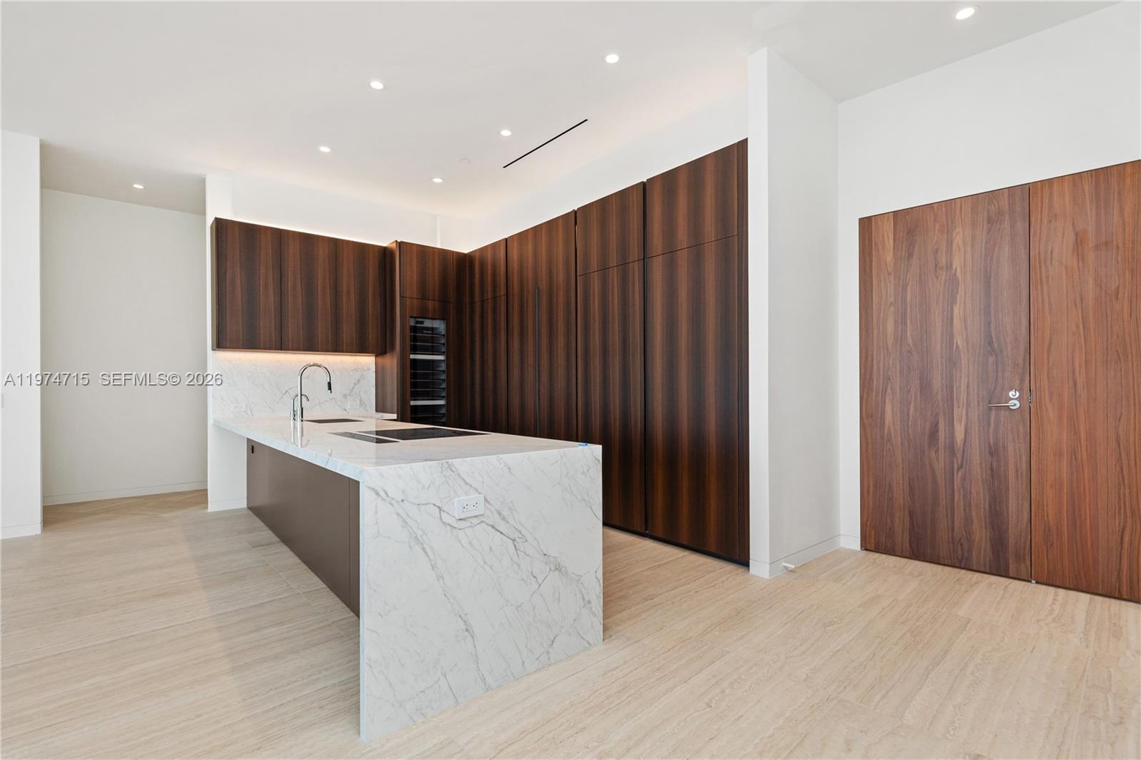 Vita Grove Isle - Residential