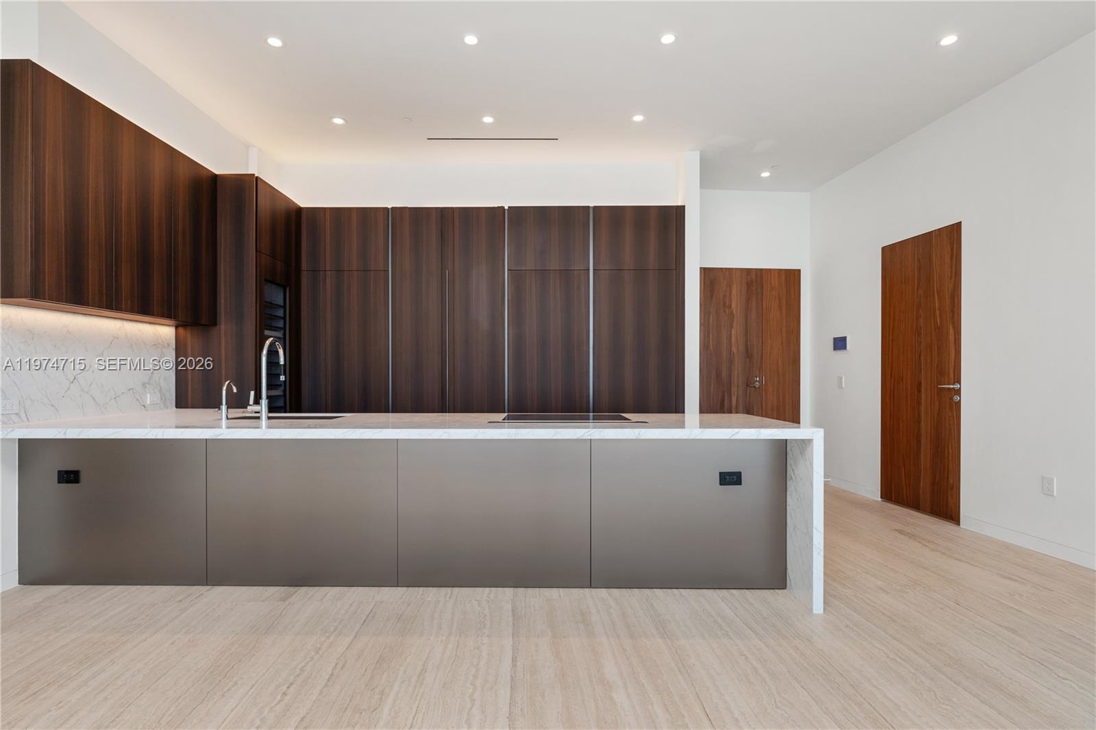 Vita Grove Isle - Residential