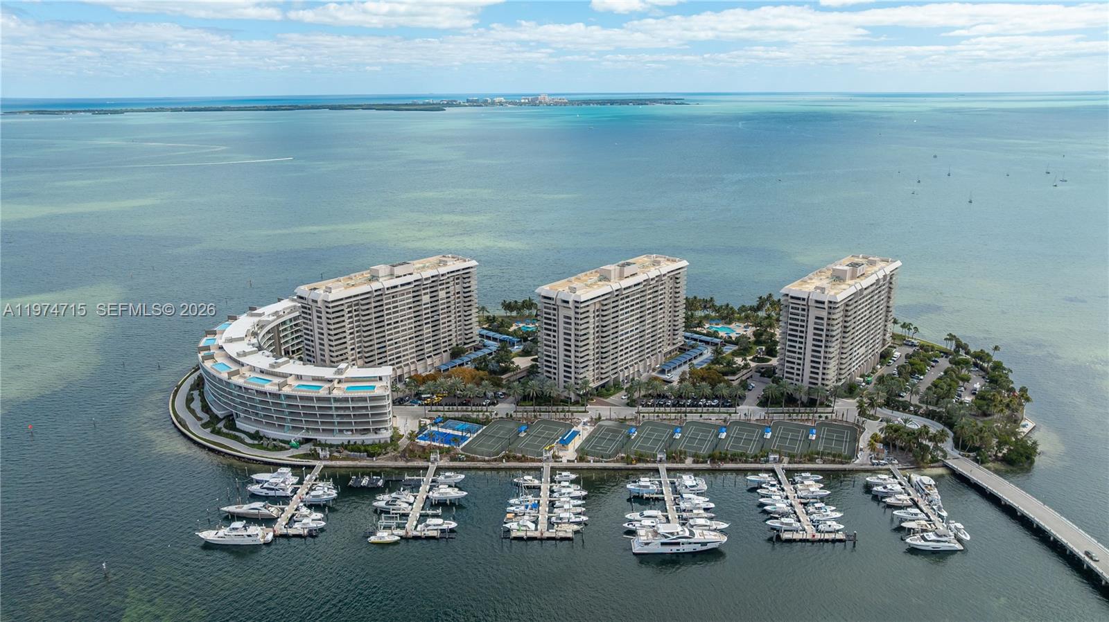 Vita Grove Isle - Residential