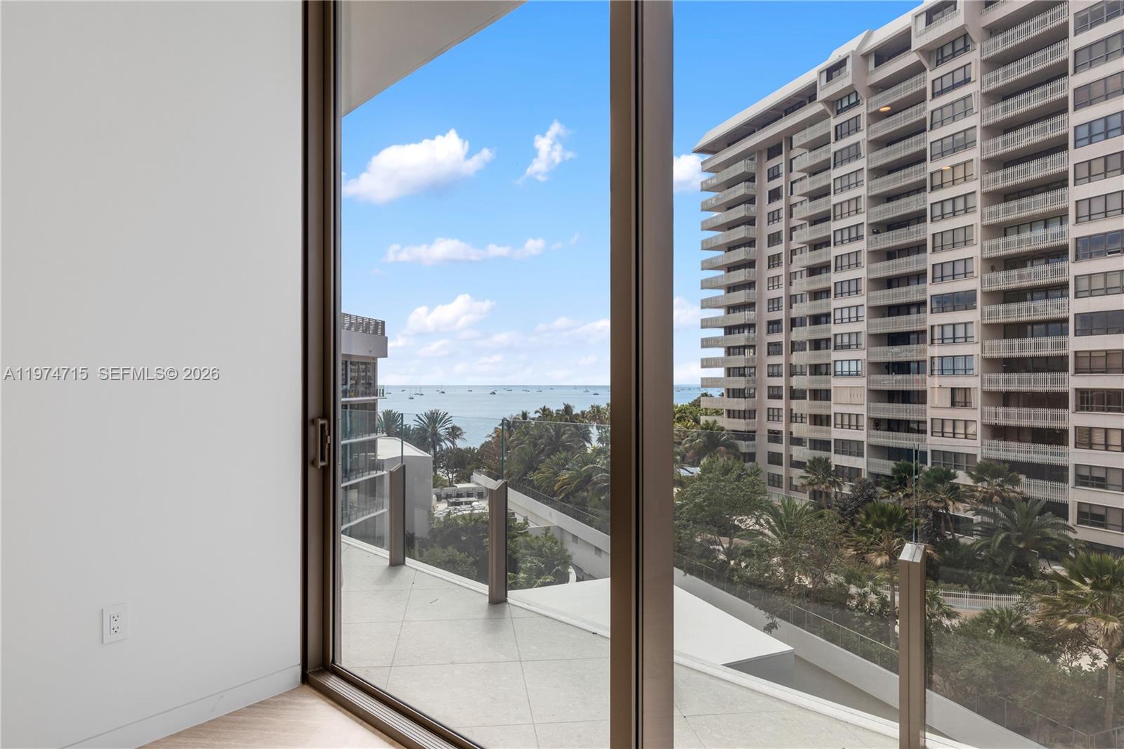 Vita Grove Isle - Residential