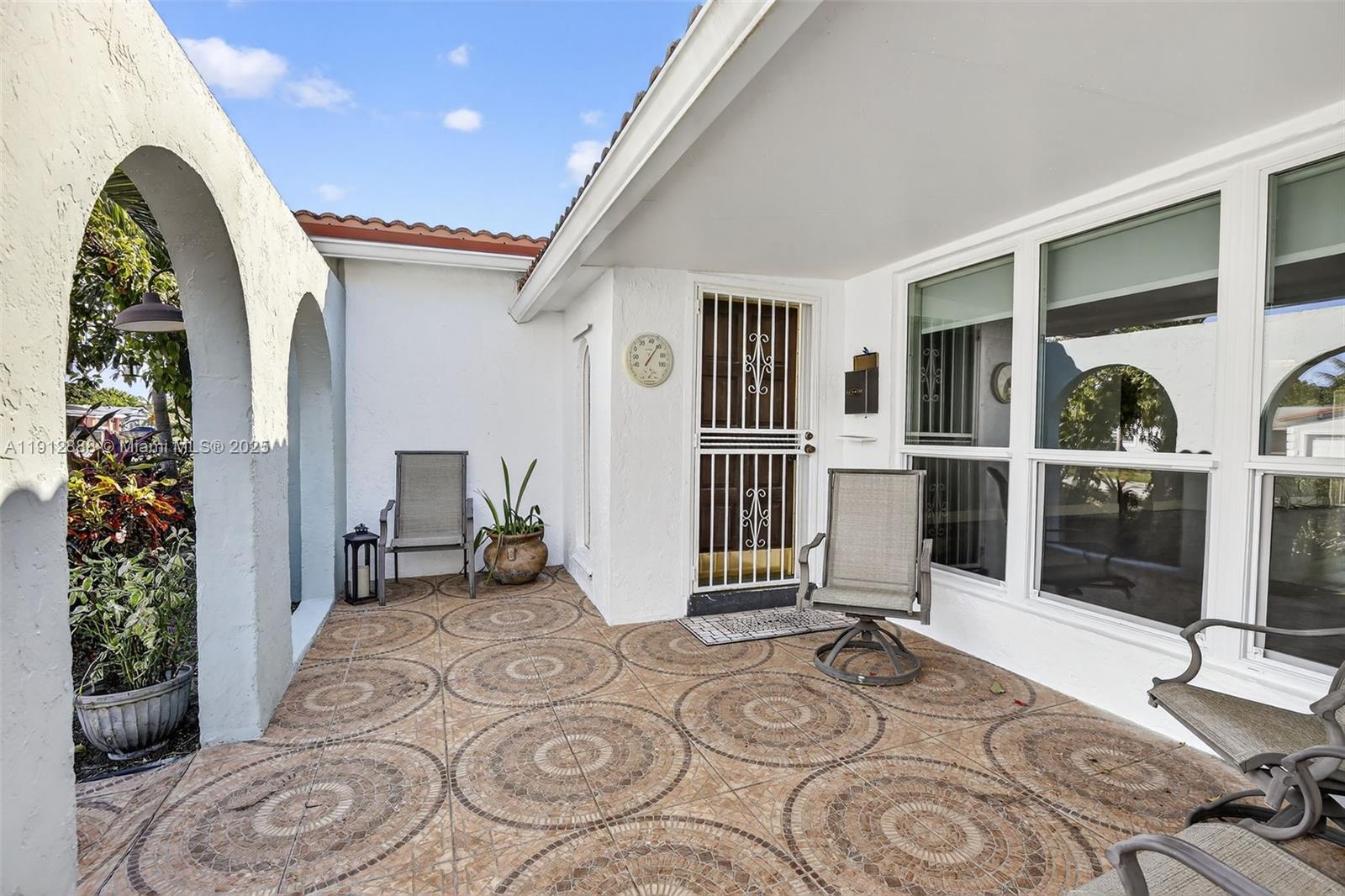 MIRAMAR PARK FIRST ADD - Residential Lease