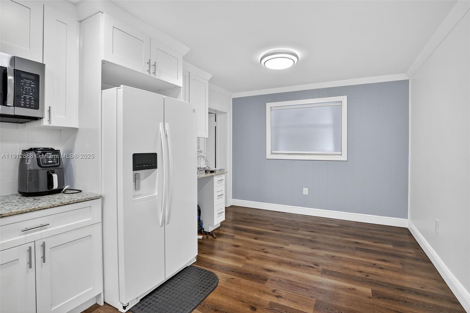 MIRAMAR PARK FIRST ADD - Residential Lease