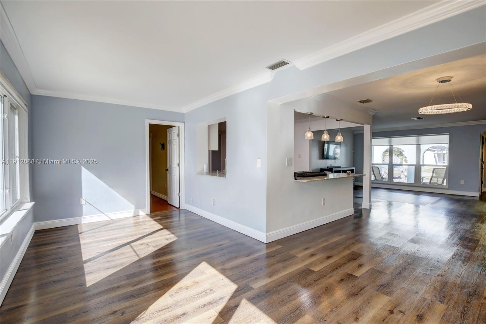 MIRAMAR PARK FIRST ADD - Residential Lease