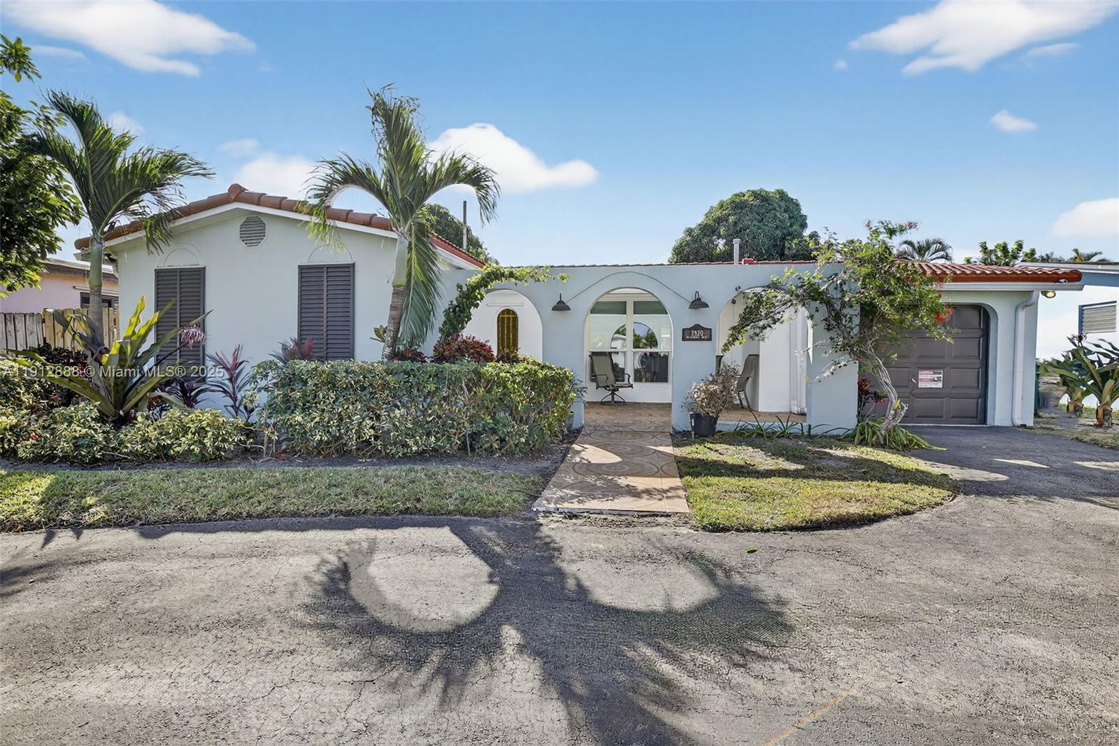 MIRAMAR PARK FIRST ADD - Residential Lease