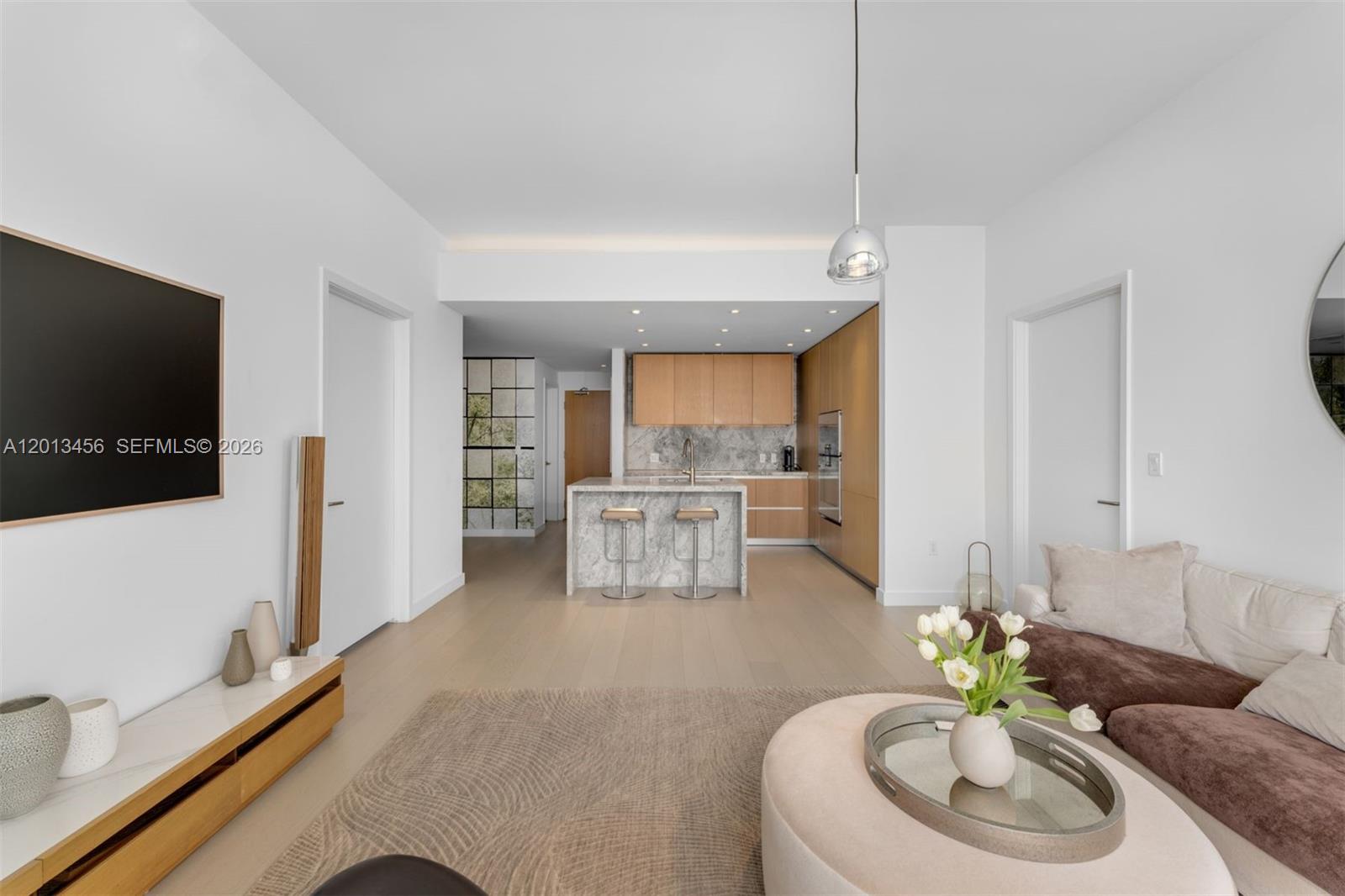 FIVE PARK - Residential
