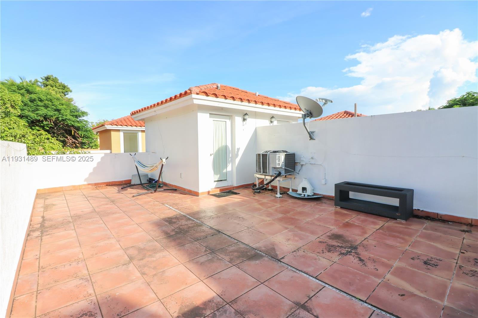 COCONUT PROJECT CONDO - Residential Lease