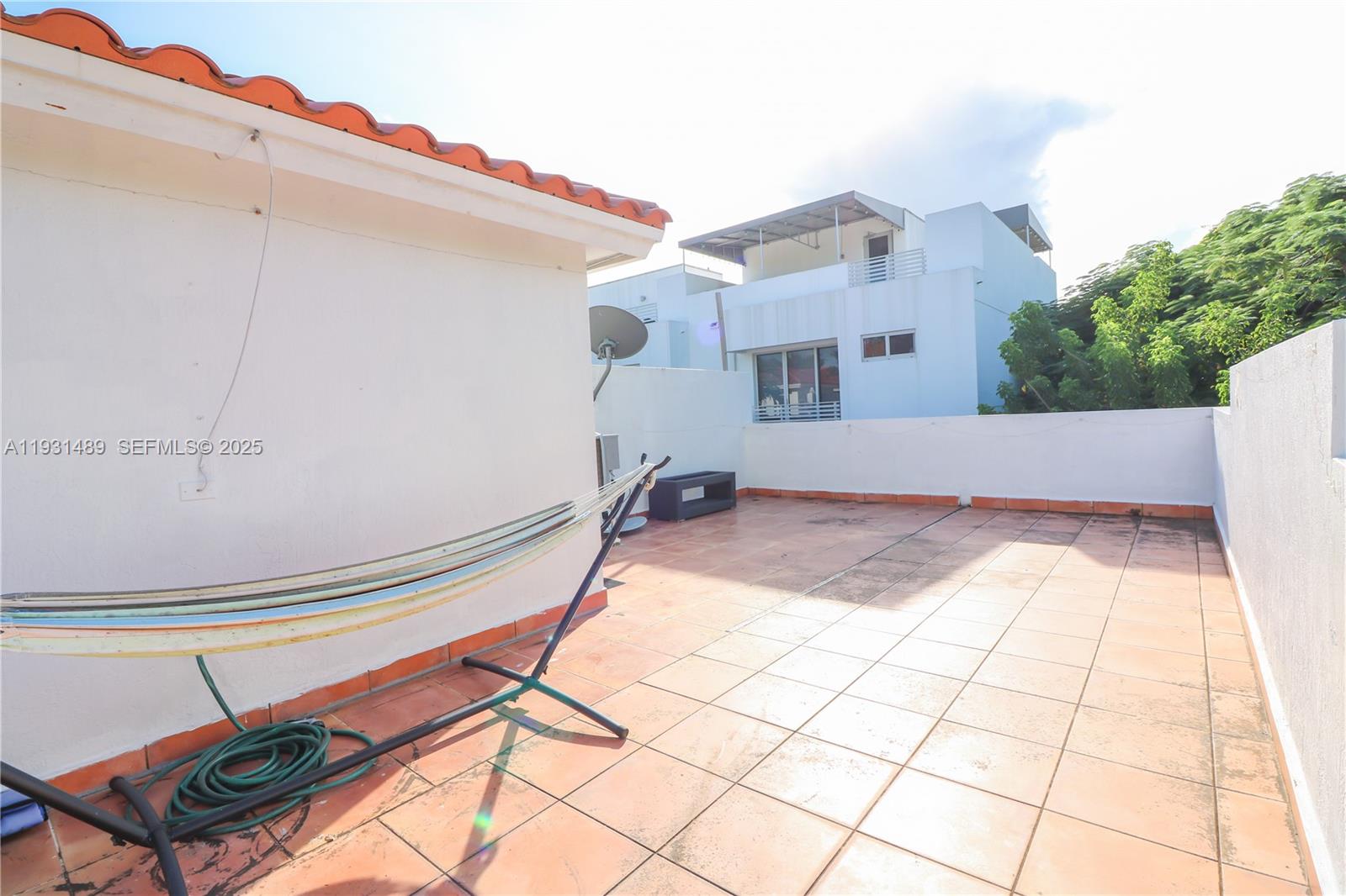 COCONUT PROJECT CONDO - Residential Lease