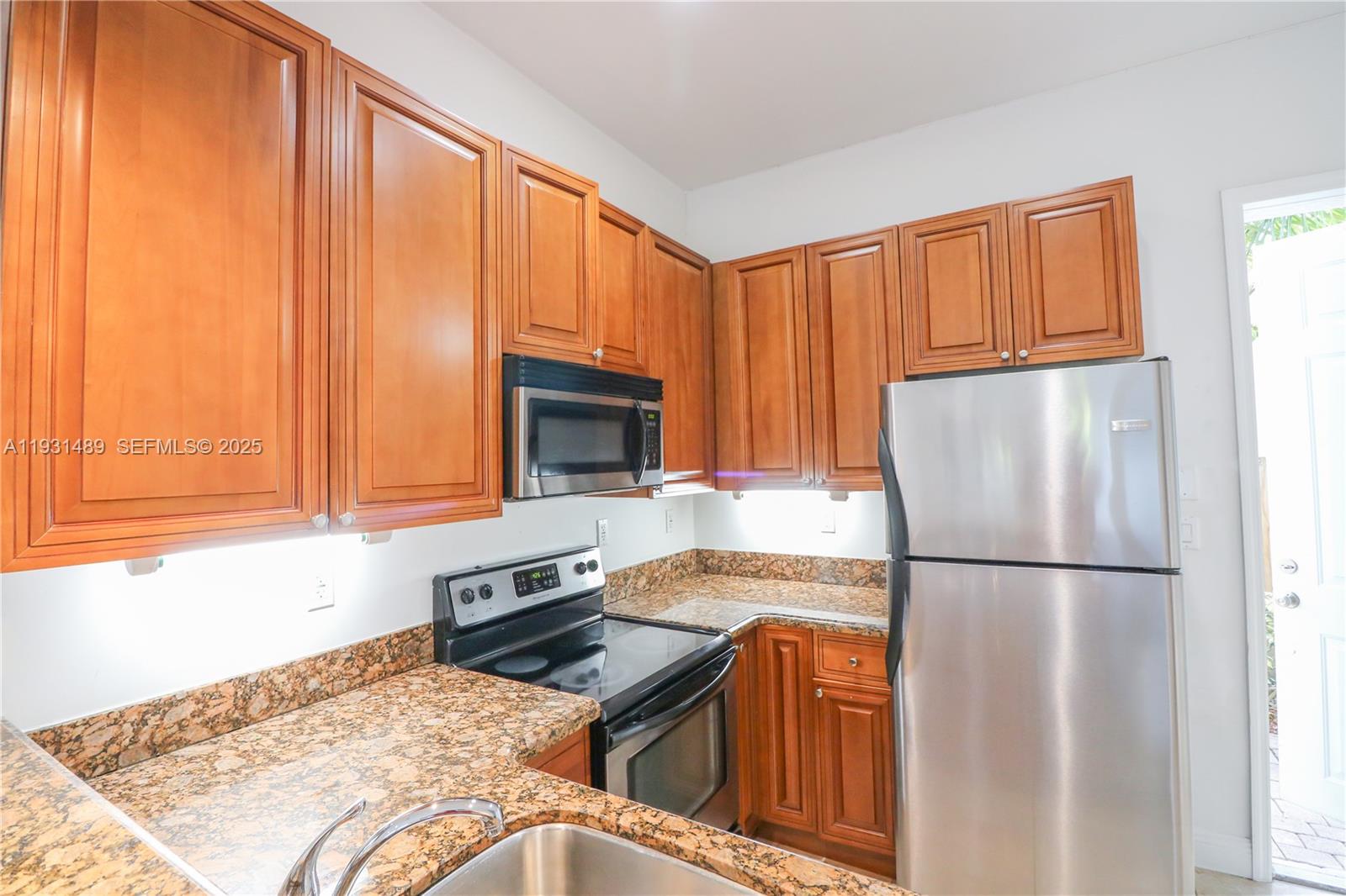 COCONUT PROJECT CONDO - Residential Lease